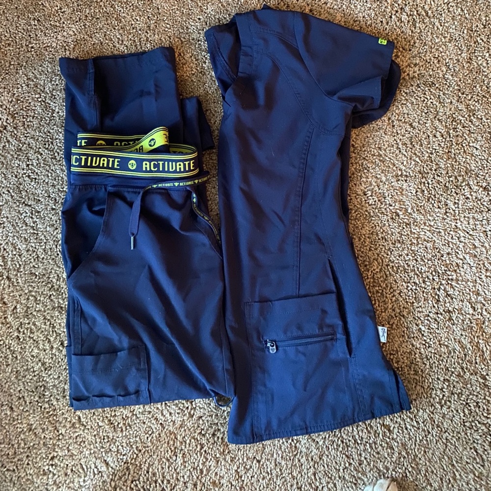Scrub set pants and top. Activate brand